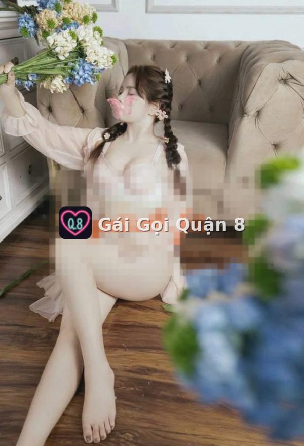 Tiểu Vy Em 2001 – Mắt đẹp, nhiều chiêu – Gọi là có – Quận 8, Sài Gòn – ảnh 2