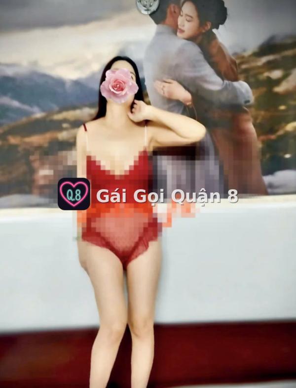 Thuỳ Linh Thần – Vú to, biết chiều – Gọi là có – Quận 8, Sài Gòn – ảnh 13